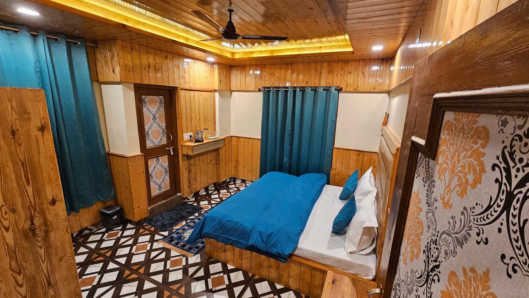 Nirvana By Oztel - Backpacker Hostel Kasol Exteriör bild