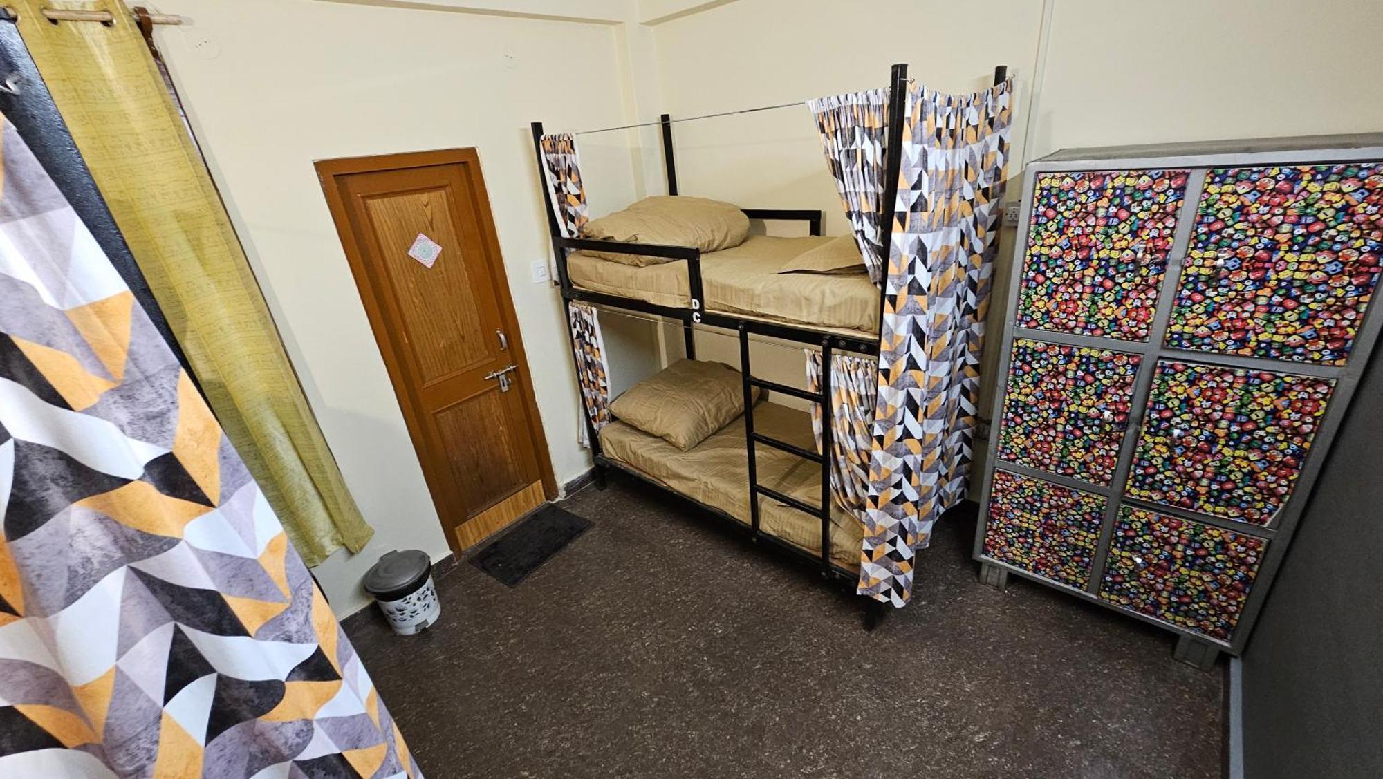 Nirvana By Oztel - Backpacker Hostel Kasol Exteriör bild